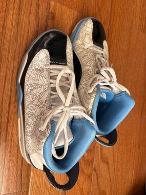 Jordan Kids' White & Light Blue Patterned Basketball Sneakers